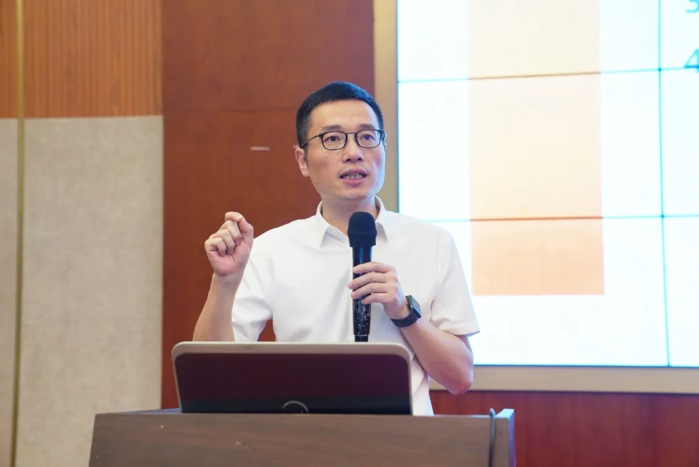 1594018918135679.png image.png